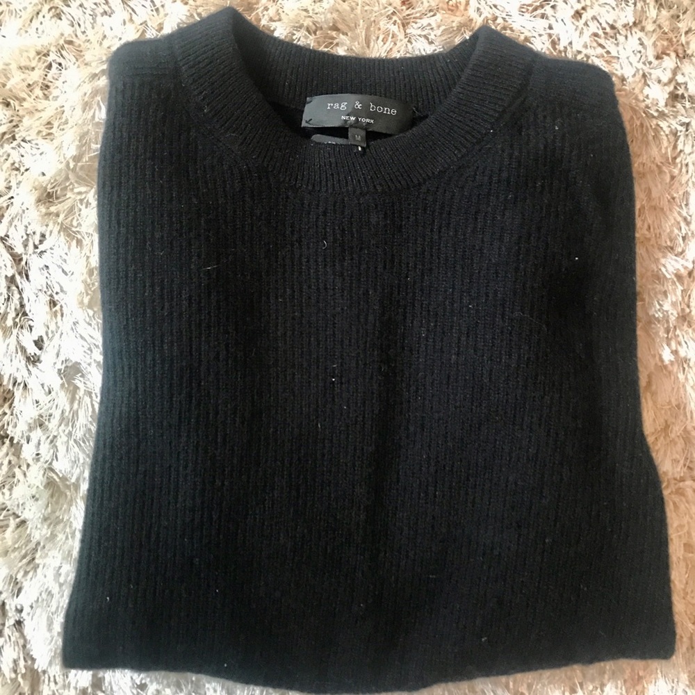 Black 100% cashmere sweater